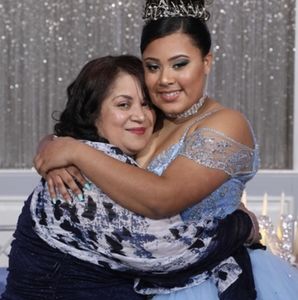 Meet your Posher, Carmen